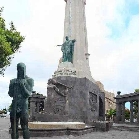 Center Cruz, Centrico Con Gran Terraza, Cocina , Salon Y Banos, Todo Privado *